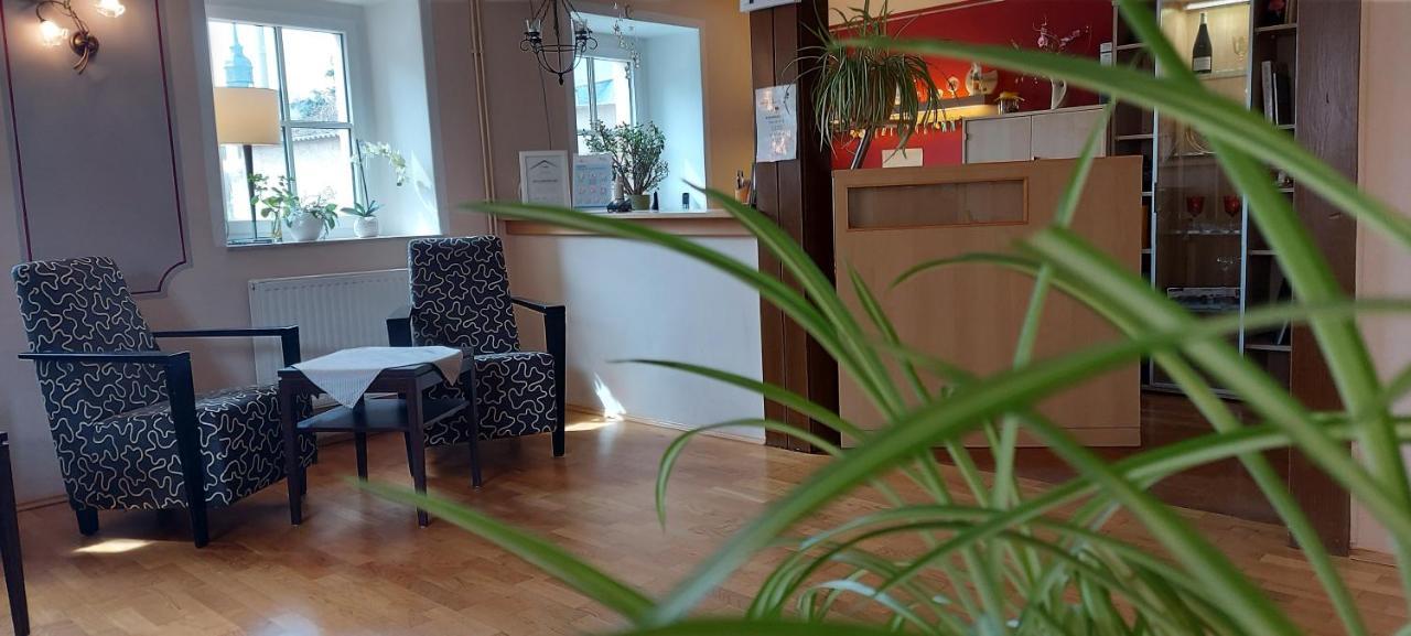Reichenberg  Hotel "Pension Marlis" Garni מראה חיצוני תמונה