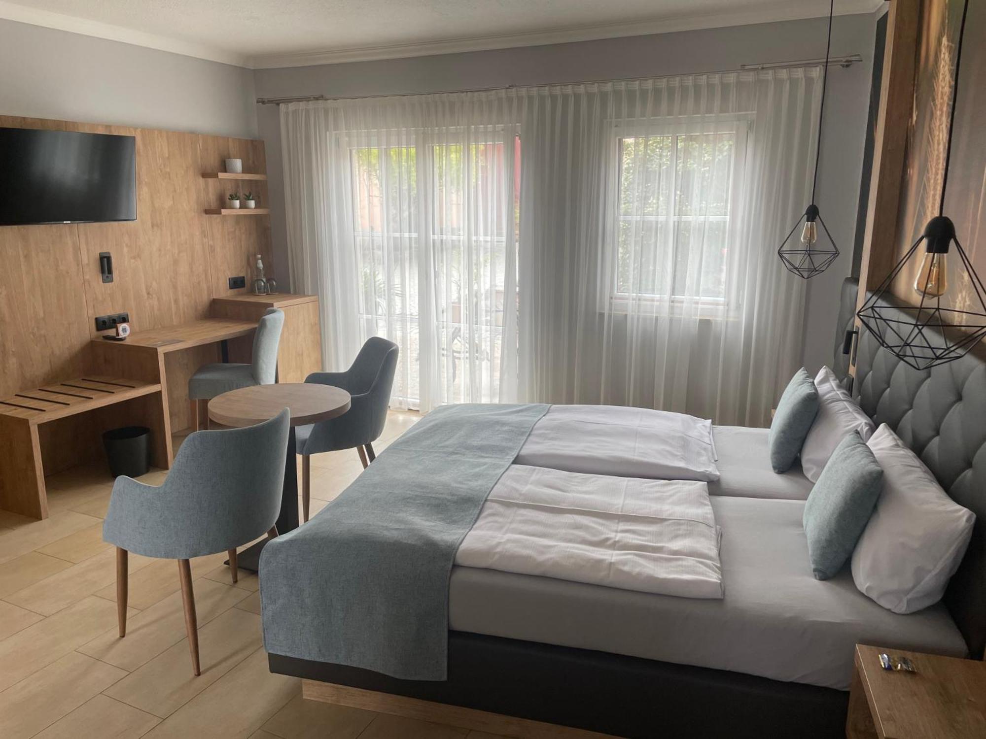Reichenberg  Hotel "Pension Marlis" Garni מראה חיצוני תמונה