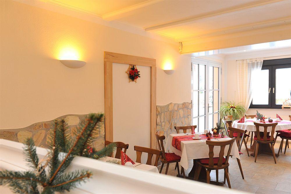 Reichenberg  Hotel "Pension Marlis" Garni מראה חיצוני תמונה