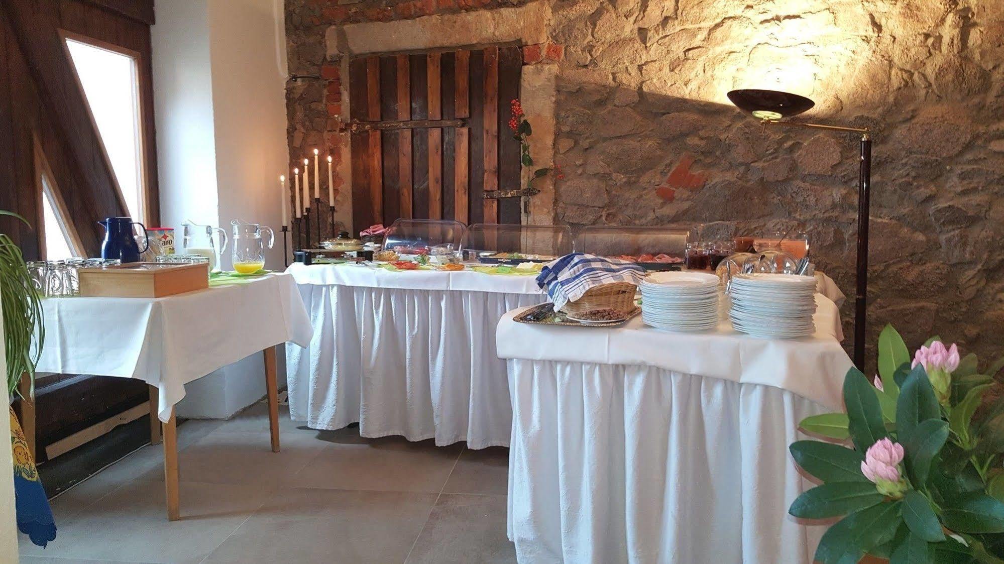 Reichenberg  Hotel "Pension Marlis" Garni מראה חיצוני תמונה